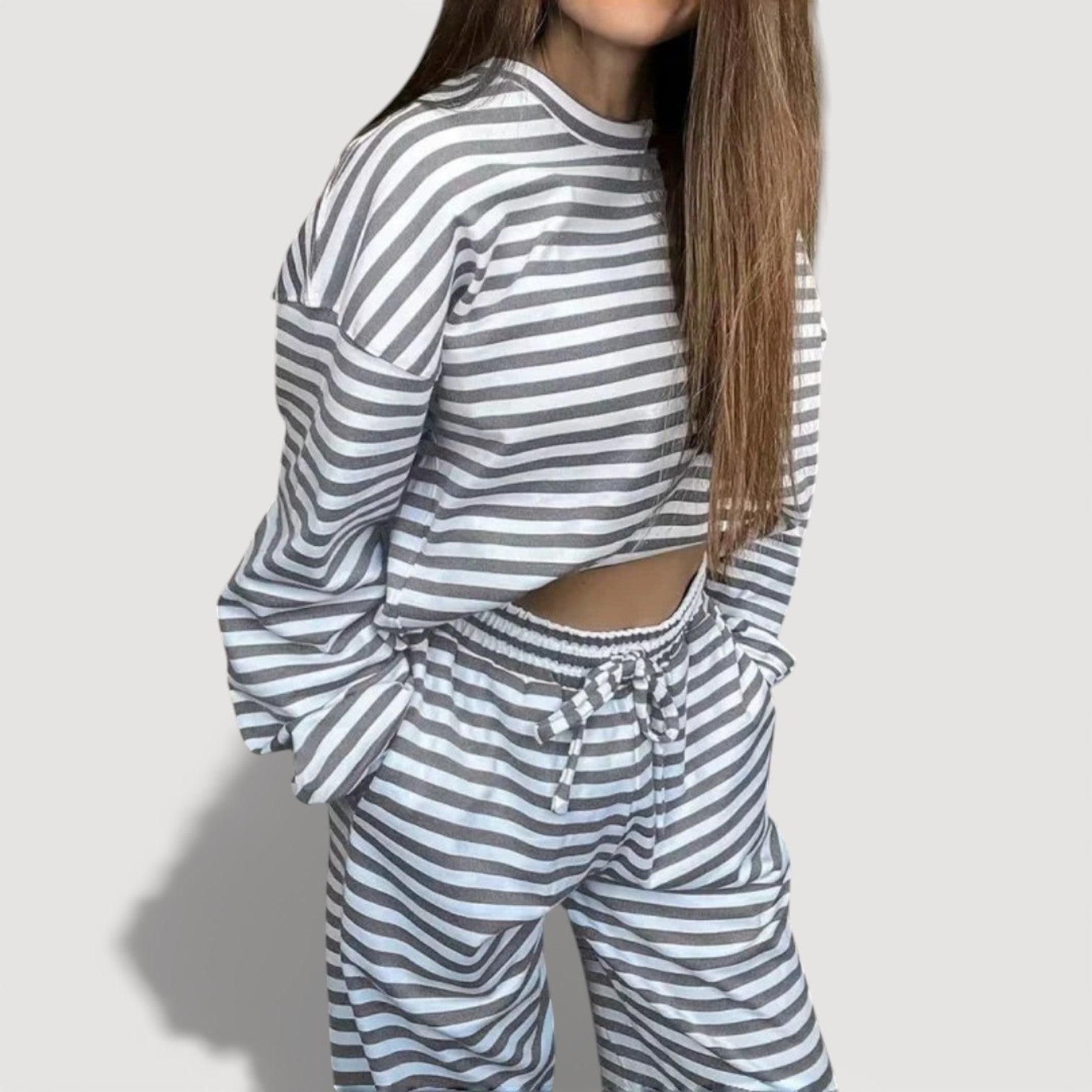 MEL – RELAXED LOUNGE SET