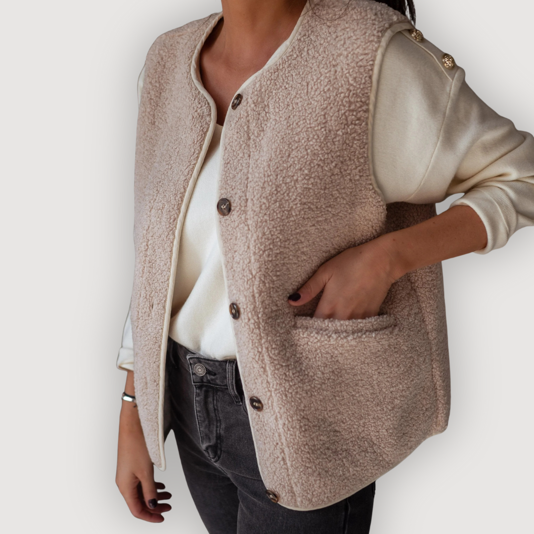 LARA – SHERPA BUTTON VEST