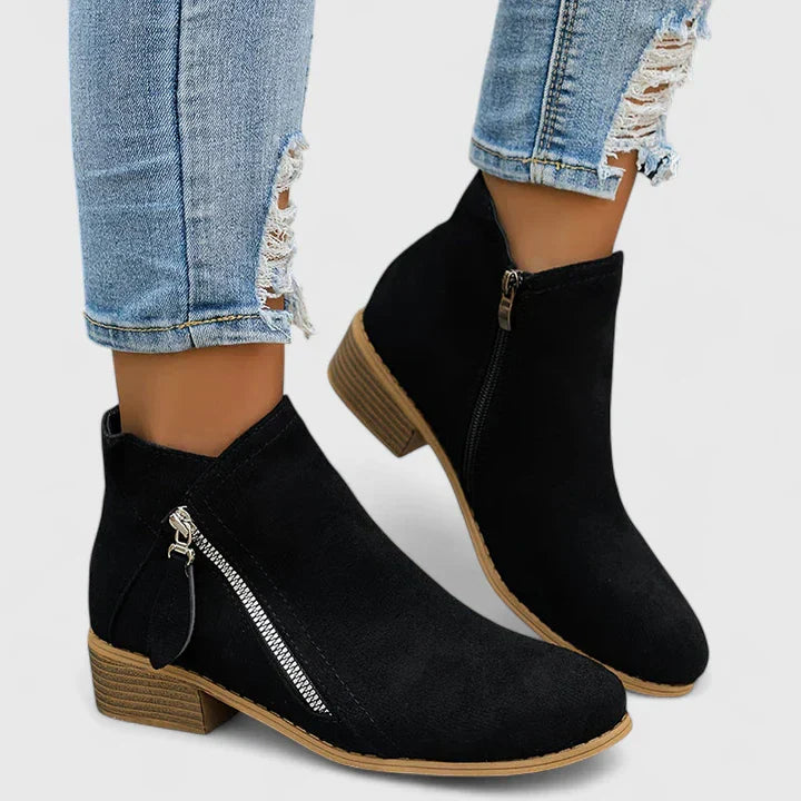 KAYLA – SOPHISTICATED BOOTS